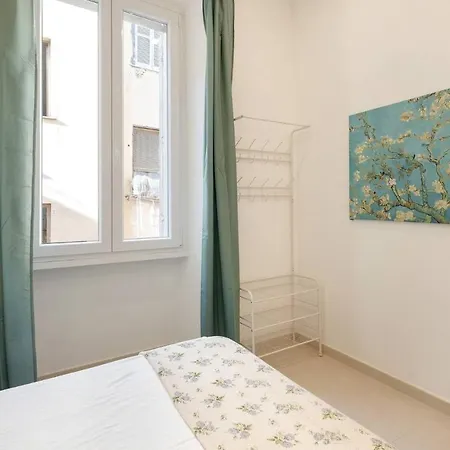 Iflat Lovely And Bright 2 Bed Flat Near Termini Apartment Rome